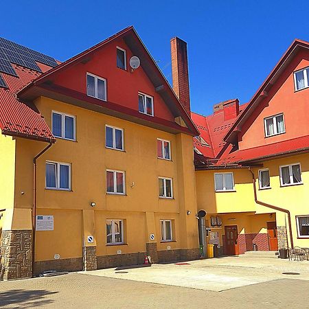 Osrodek Wczasowy Gron Placowka Buitenkant foto