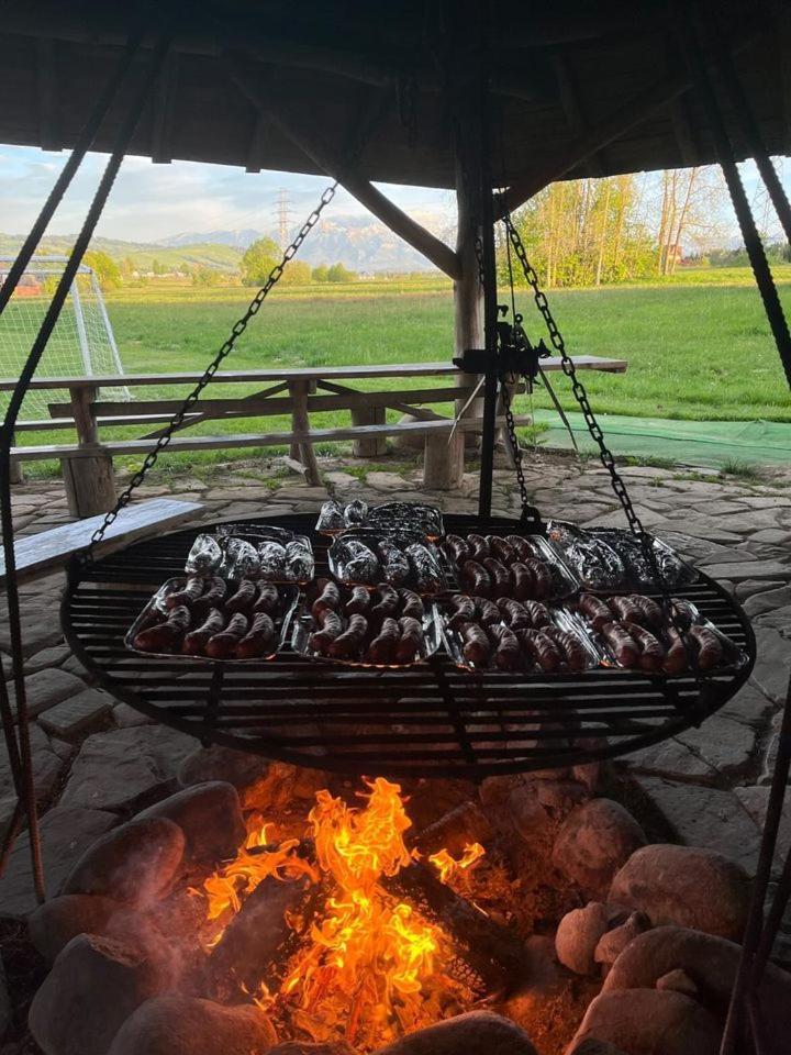 Osrodek Wczasowy Gron Placowka Buitenkant foto